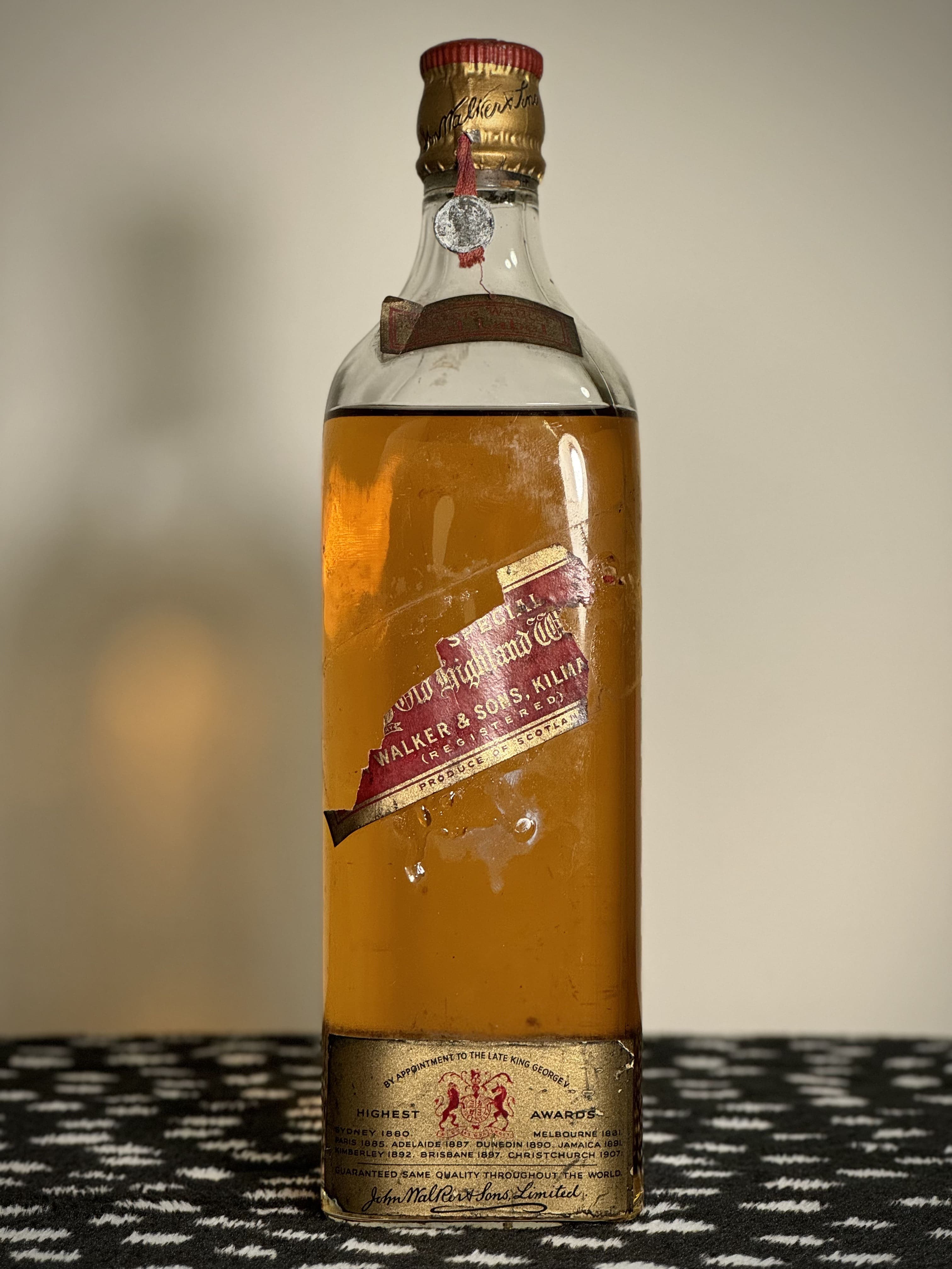 Johnnie Walker Red Label 40%
1930's