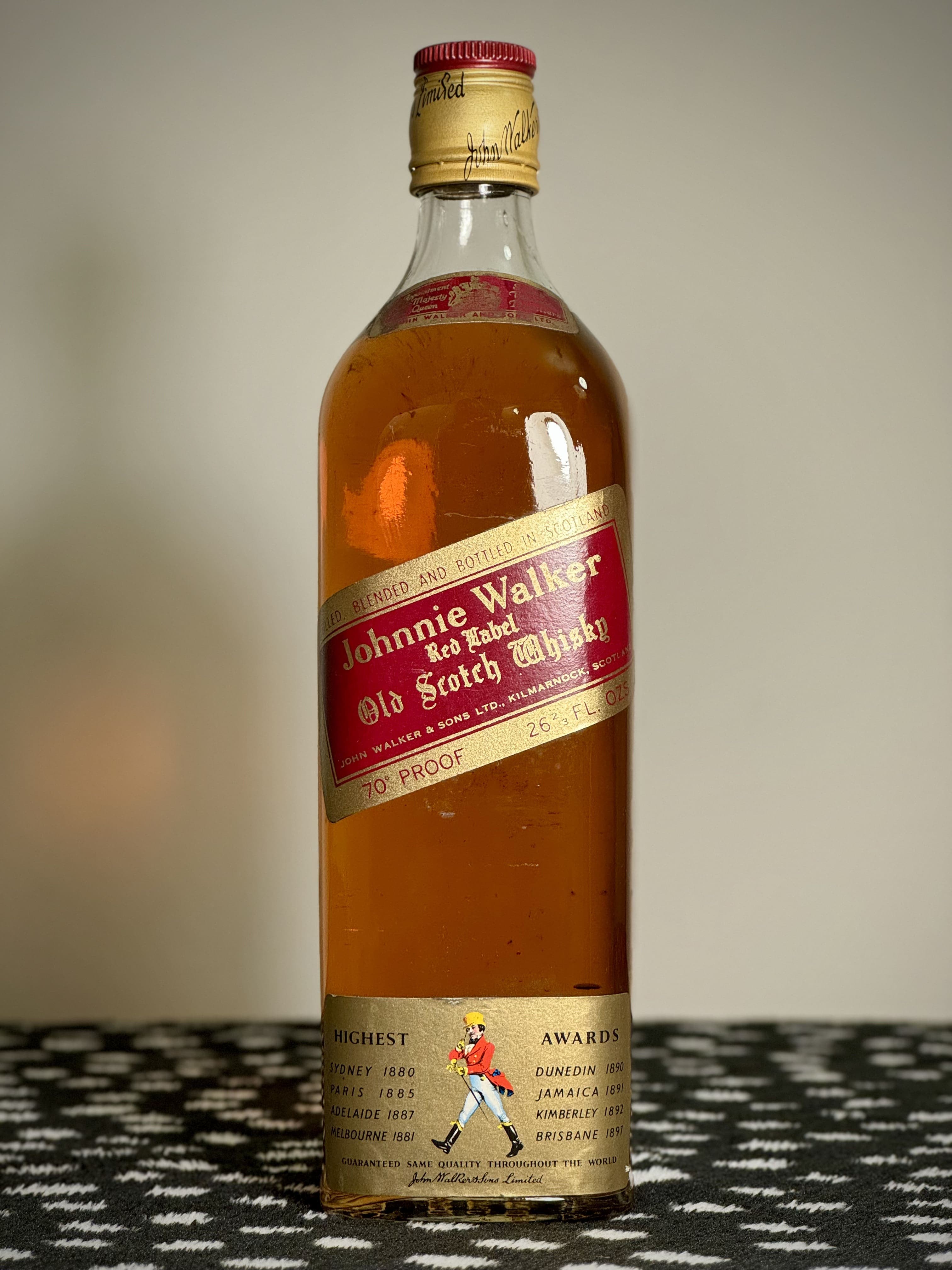 Johnnie Walker Red Label 40%
1970's